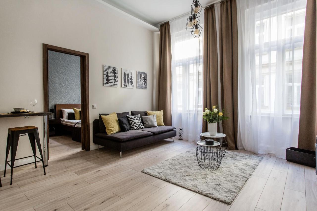 Apartment Stylish For The Break *