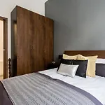 Stylish Central Apartment For The Best City Break