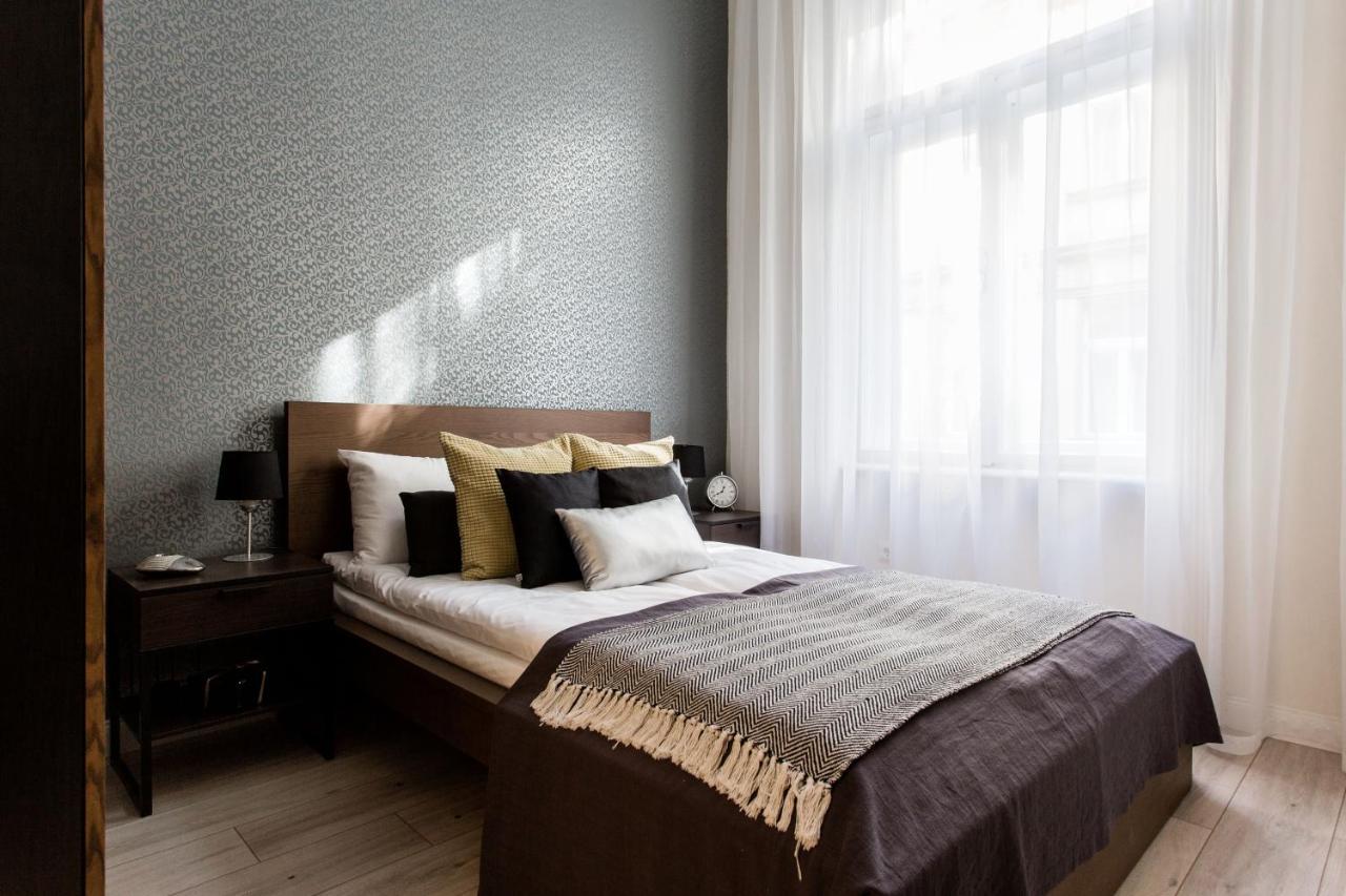Stylish For The Break * Budapest
